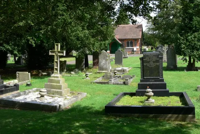 Cosby Cemetery grounds and burial area